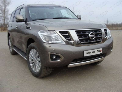 Защита переднего бампера овальная 75х42 мм ТСС для Nissan Patrol 2014-2021